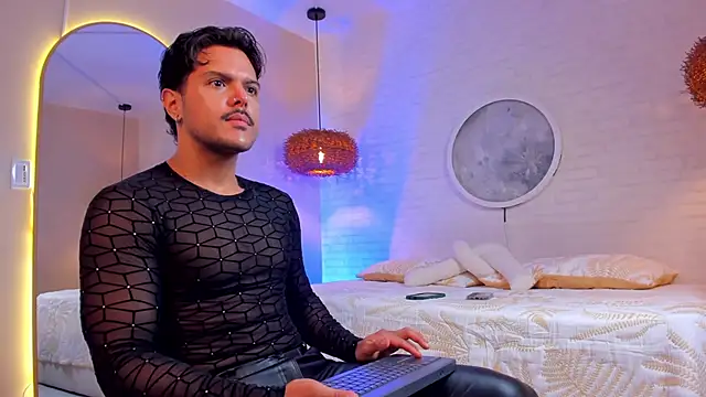 thiago mercer online show from November 4, 2025, 10:08 am