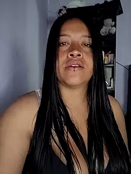 Snapshot of -Mia1 chatting on September 12, 2025, 4:18 pm -Mia1 online show from September 12, 2025, 4:18 pm