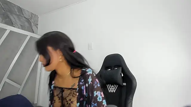 Snapshot of babilett chatting on December 18, 2025, 8:34 pm babilett online show from December 18, 2025, 8:34 pm