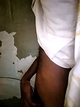 Snapshot of Bennteny67 chatting on October 15, 2025, 8:50 pm Bennteny67 online show from October 15, 2025, 8:50 pm