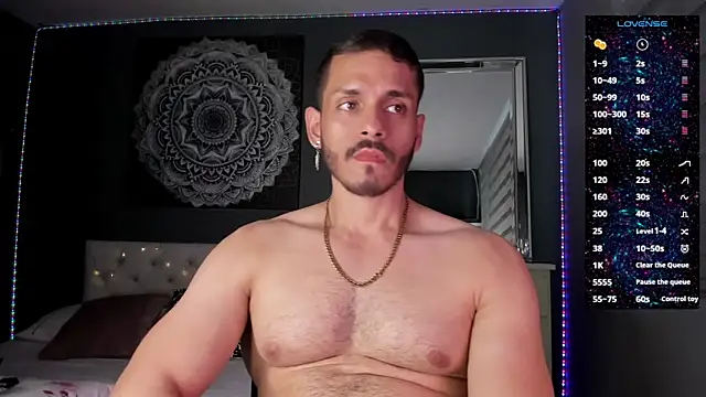 TianZilac online show from October 31, 2025, 8:05 pm