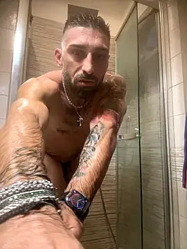 GmGit online show from November 27, 2025, 9:15 pm