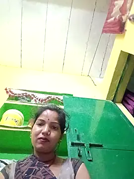 Snapshot of Seema_guptaji chatting on April 18, 2026, 9:37 pm Seema guptaji online show from April 18, 2026, 9:37 pm