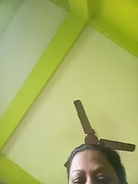 Snapshot of KITTUAAA chatting on November 13, 2025, 8:07 am KITTUAAA online show from November 13, 2025, 8:07 am