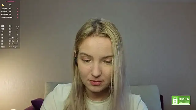 HongTomczak online show from July 16, 2026, 7:38 am