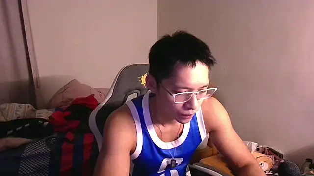 iron0401 online show from March 7, 2026, 6:57 pm