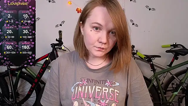 BellaMurrr online show from October 28, 2025, 2:56 am