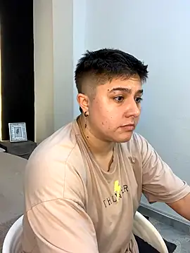 IanGilbert online show from October 21, 2025, 8:19 pm