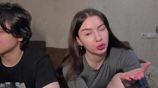 muuur fam online show from November 18, 2025, 3:48 pm