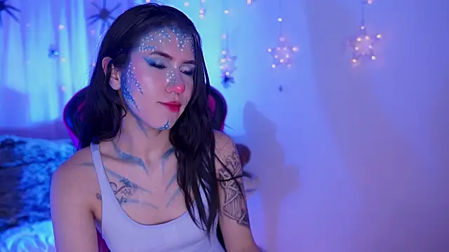  chloe moons  online show from October 30, 2025, 11:12 pm