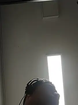 danigarci2307 online show from April 4, 2026, 5:08 pm