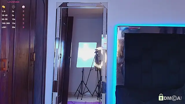 madisonwalkeeer online show from March 31, 2026, 11:40 pm