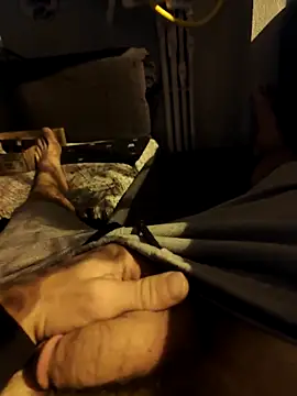 siadxh online show from December 22, 2025, 10:10 pm