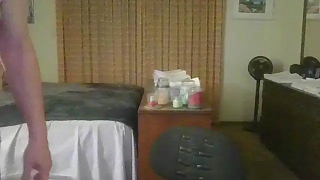 camminmichaellll online show from January 7, 2026, 1:43 am