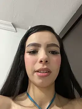 valentinagomez17 online show from February 3, 2026, 8:58 pm