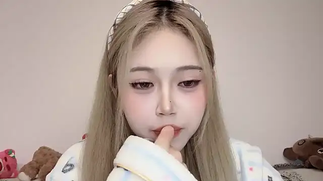 Snapshot of XingKongCOCO-107 chatting on November 3, 2025, 12:20 pm XingKongCOCO-107 online show from November 3, 2025, 12:20 pm