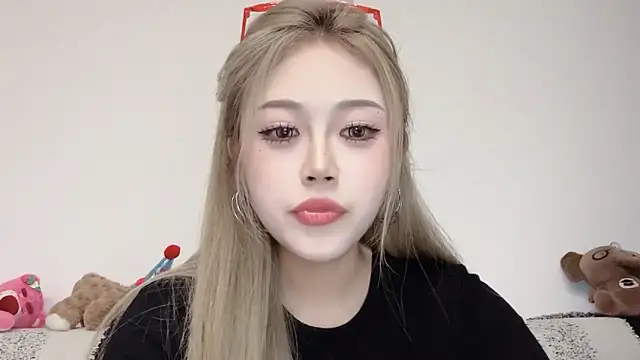 Snapshot of XingKongCOCO-107 chatting on October 17, 2025, 11:01 am XingKongCOCO-107 online show from October 17, 2025, 11:01 am