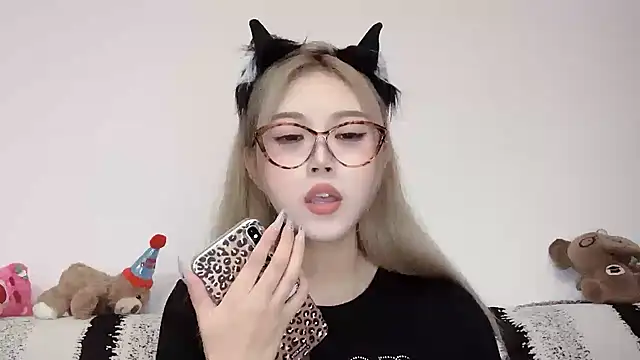 Snapshot of XingKongCOCO-107 chatting on October 10, 2025, 10:16 am XingKongCOCO-107 online show from October 10, 2025, 10:16 am