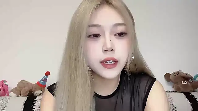 Snapshot of XingKongCOCO-107 chatting on October 15, 2025, 11:07 am XingKongCOCO-107 online show from October 15, 2025, 11:07 am