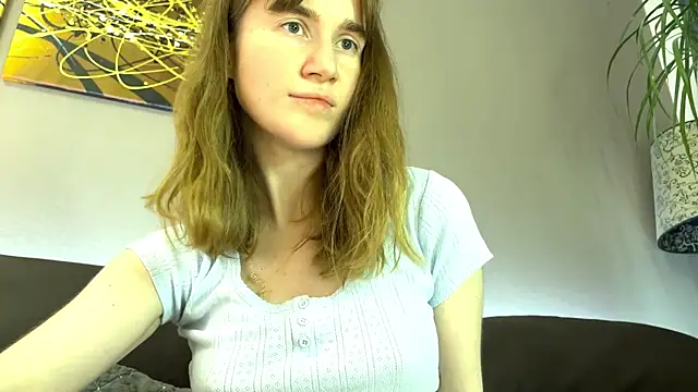 velina   online show from November 23, 2025, 4:28 pm