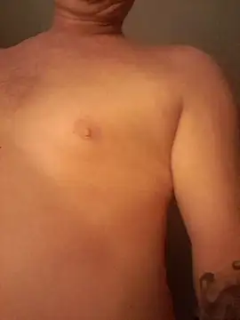 Snapshot of Juanka5400 chatting on November 1, 2025, 3:35 am Juanka5400 online show from November 1, 2025, 3:35 am