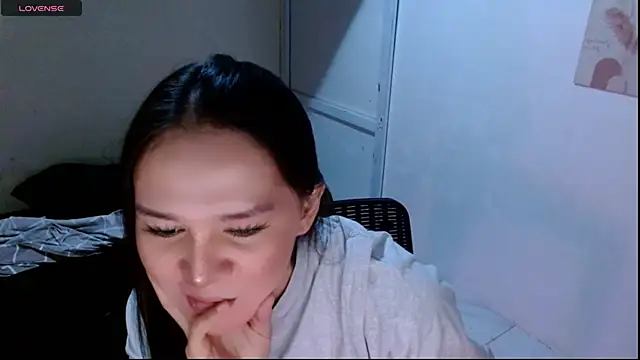 Snapshot of Tiffany_Roxette chatting on January 9, 2026, 8:27 pm Tiffany Roxette online show from January 9, 2026, 8:27 pm