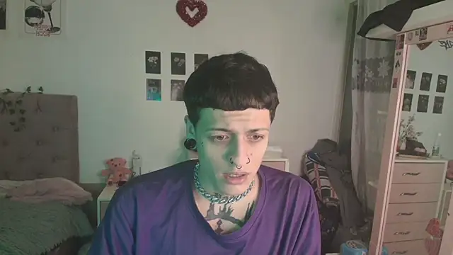 Snapshot of 2cyboy_ chatting on September 29, 2025, 8:03 pm 2cyboy  online show from September 29, 2025, 8:03 pm