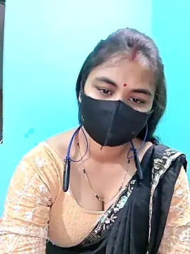 DivyaBhabhi69xh online show from April 25, 2026, 3:31 pm