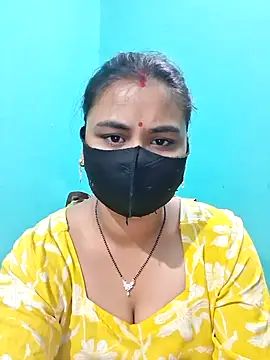 Snapshot of DivyaBhabhi69@xh chatting on June 2, 2026, 2:06 pm DivyaBhabhi69xh online show from June 2, 2026, 2:06 pm