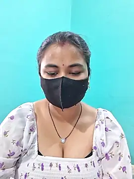 DivyaBhabhi69xh online show from June 19, 2026, 8:20 am
