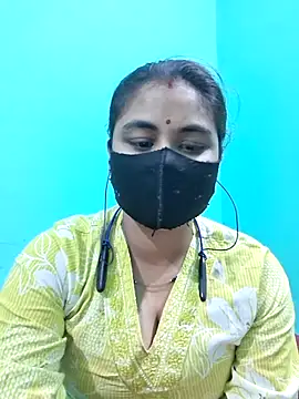 DivyaBhabhi69xh online show from April 22, 2026, 4:03 pm