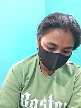 DivyaBhabhi69xh online show from March 11, 2026, 11:15 am