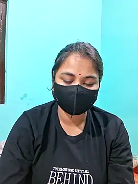 DivyaBhabhi69xh online show from June 27, 2026, 6:03 pm