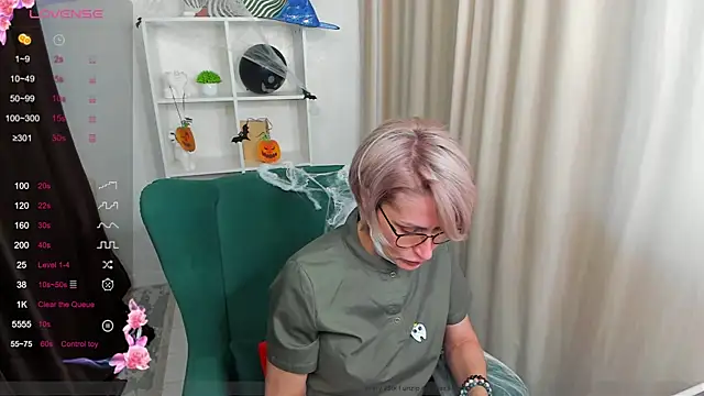 PamellaMurphy online show from November 1, 2025, 5:36 am