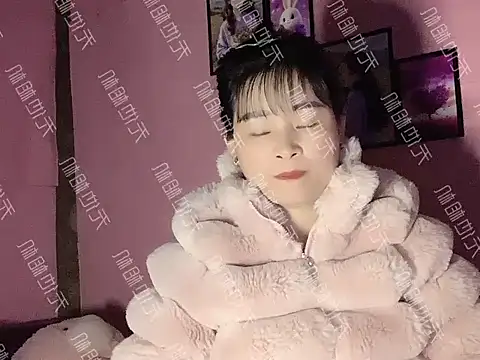 Star-sweet online show from November 3, 2025, 4:39 am