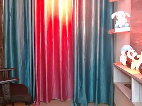 Your candy 47 online show from April 27, 2026, 8:40 pm