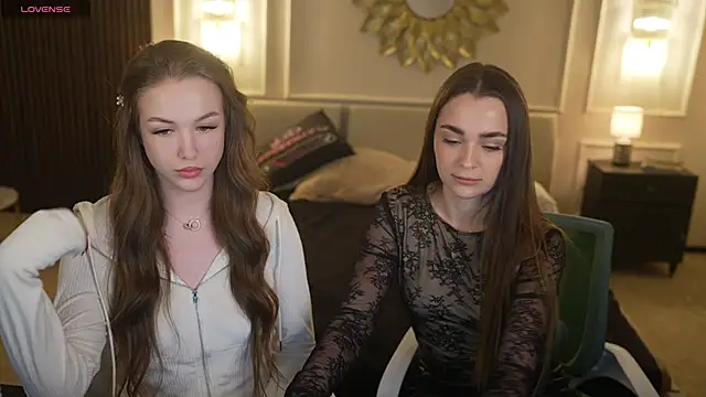 Ella 054 online show from April 15, 2026, 10:32 pm