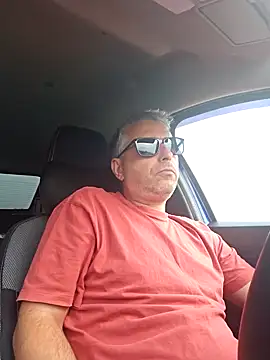 Snapshot of Doryan81 chatting on October 23, 2025, 8:13 am Doryan81 online show from October 23, 2025, 8:13 am