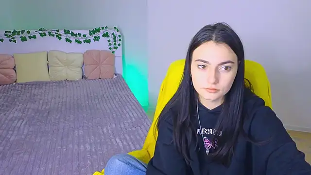 Snapshot of Andres_sssss chatting on October 14, 2025, 9:25 pm Andres sssss online show from October 14, 2025, 9:25 pm