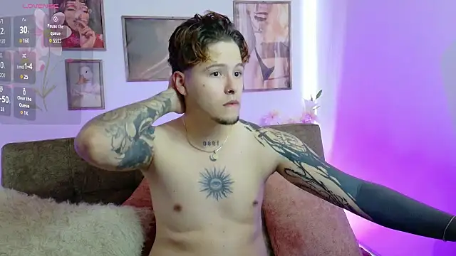  tylerr  online show from September 30, 2025, 5:08 pm