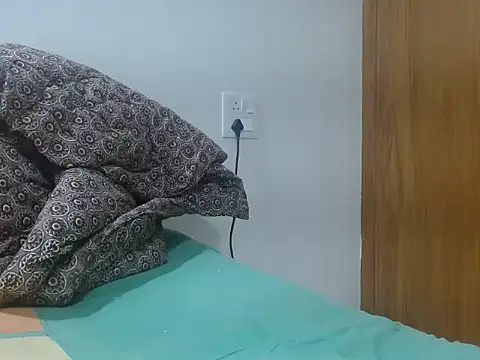 Nataliya Singh online show from December 21, 2025, 2:19 pm