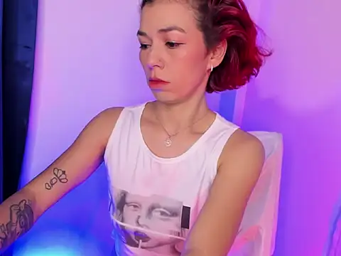 Snapshot of selene_boyer chatting on January 8, 2026, 7:42 pm selene boyer online show from January 8, 2026, 7:42 pm