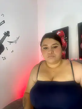 SafiroFer online show from October 7, 2025, 9:05 pm