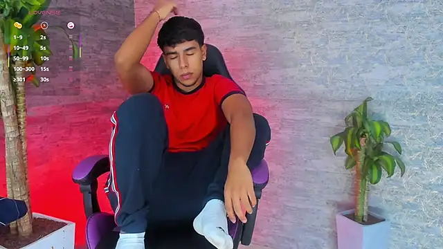 CHR58  online show from September 20, 2025, 1:10 am