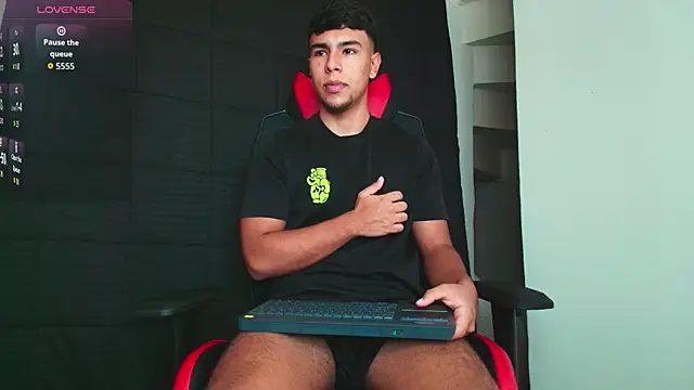 CHR58  online show from May 23, 2026, 9:36 pm
