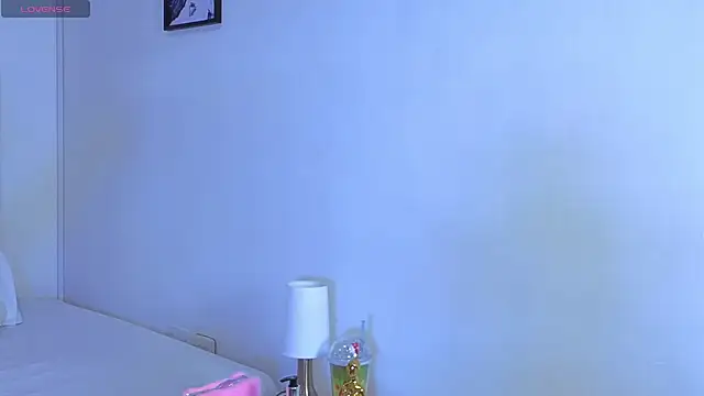 ReginaRosetti online show from March 6, 2026, 1:39 pm