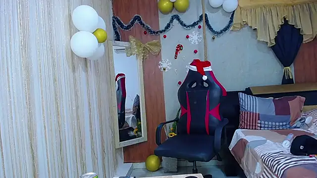 miss leidy  online show from November 28, 2025, 3:17 am