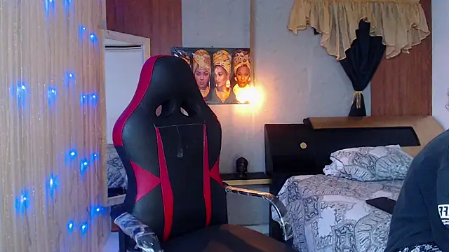 miss leidy  online show from October 17, 2025, 2:59 am