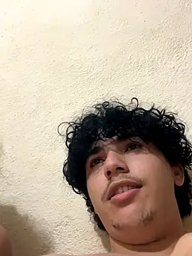 Casal-foda braba online show from October 30, 2025, 1:04 am