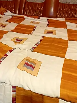 vicuska235 online show from September 19, 2025, 6:06 am